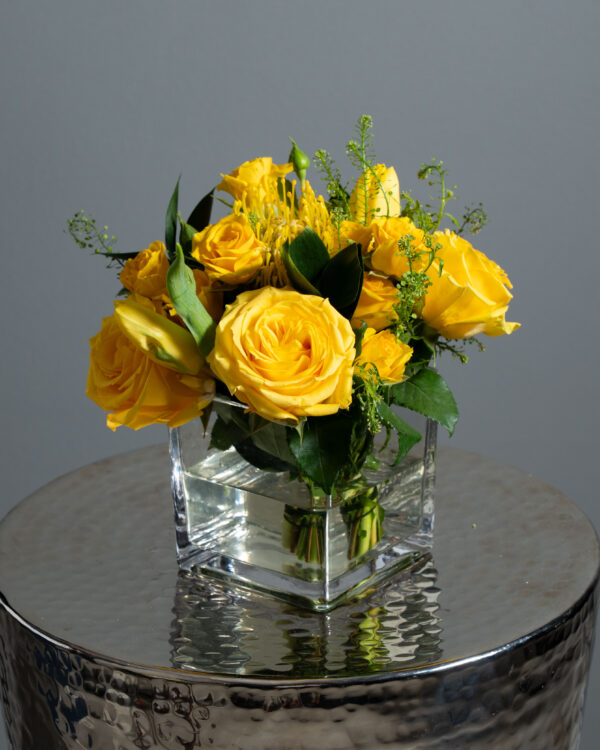 SQUARE VASE WITH MIXED FLOWERS